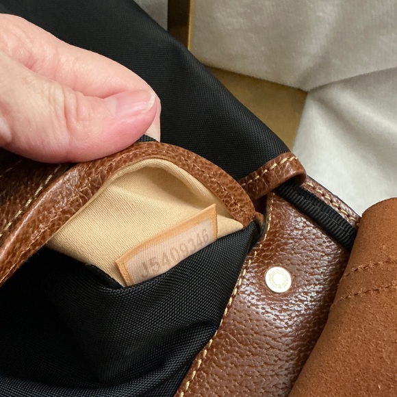 Sold Sold Dooney & Bourke Alto Crossbody Saddle Bag (EUC) - Picture 4 of 10